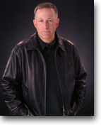 dave_mic.jpg (36395 bytes)